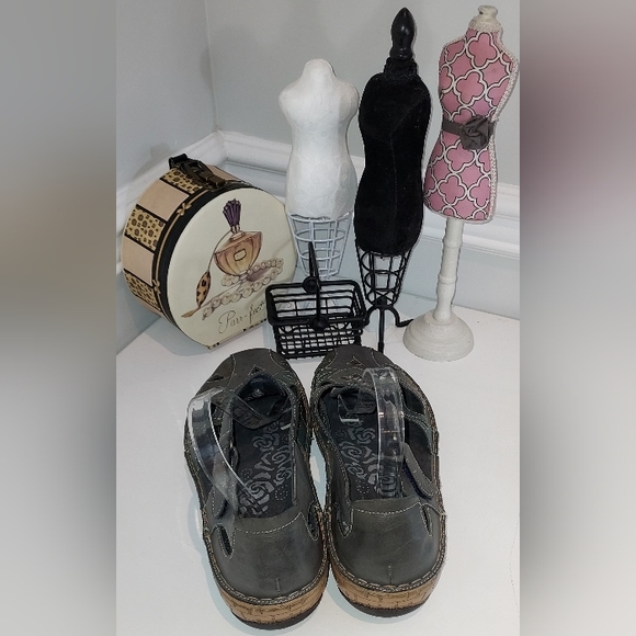 Propet Leather Jenna Sandal NWOB Size 12X (EE) - Picture 4 of 7